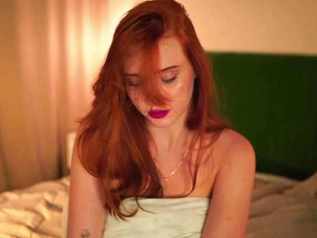 KissofFlame1 on BongaCams 