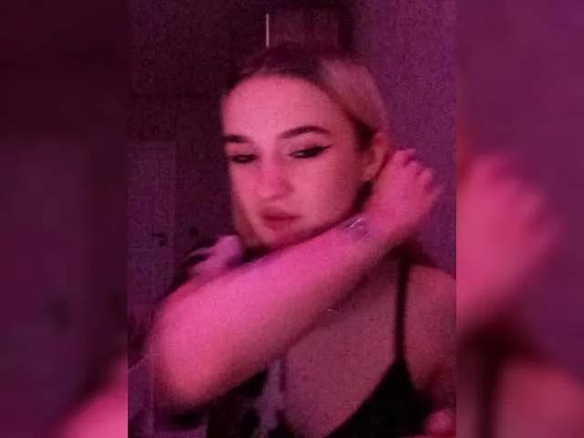 kristibiz — Freechat on BongaCams