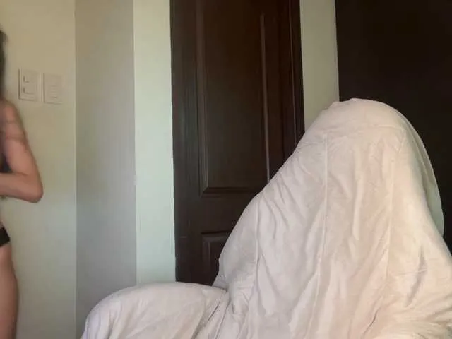 Laylac on BongaCams