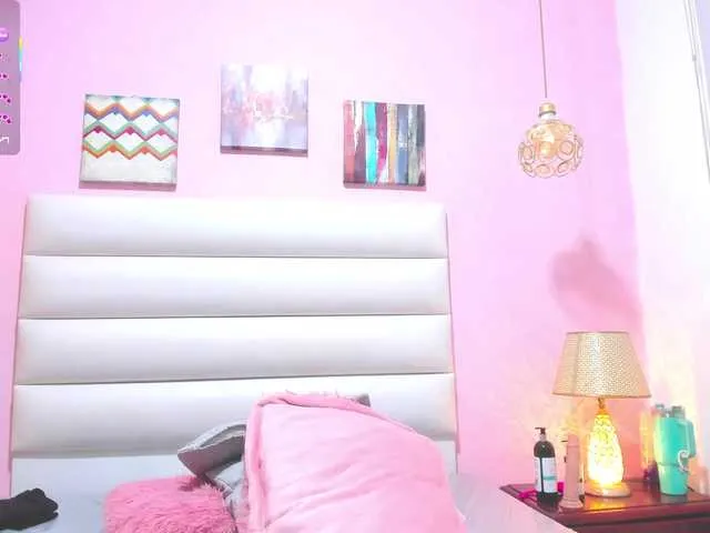Leylaa1 on BongaCams 
