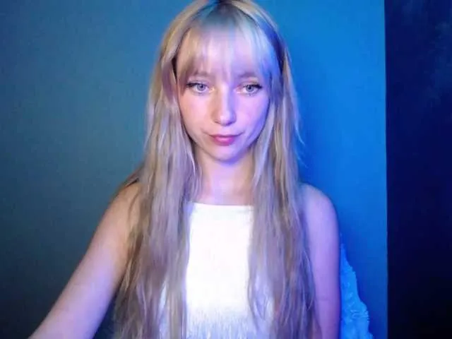 LuciaLovely — My Fantasies
A strong manly voice, but in the same time in his voice i need to feel pasion!What is about sex fantasies that feels so much like a vacation from reality?