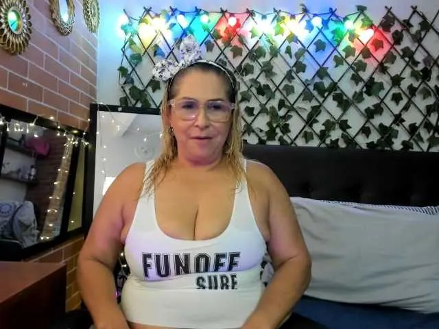 MAJAREAL on BongaCams 