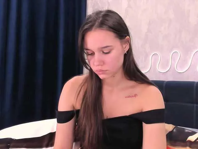 Misaqueen — I get really turned on when you show yourself in c2c, i love faceriding, spanking, roleplay, getting messy together and doing it sloppy! I also really love it when you treat me like a goddess.