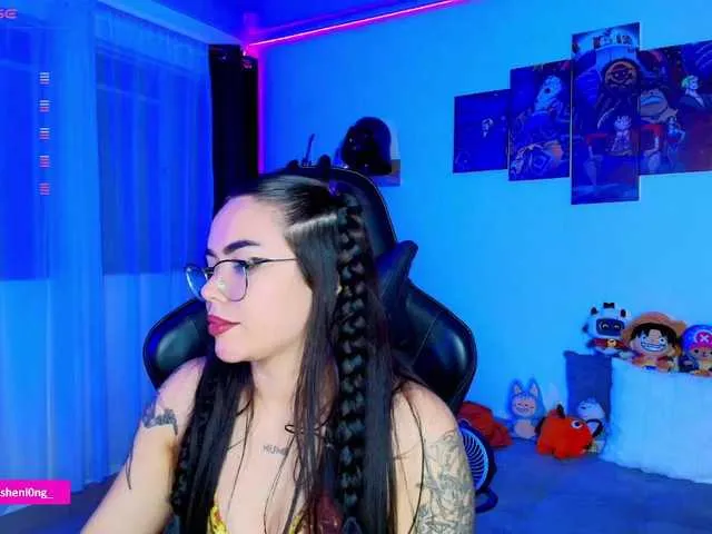 Nicorobin — I am a goddess, tattooed with pleasure and attitude, with curves that arouse fantasies. My body is art, thin but with a booty that does not go unnoticed. In each show, I transform into your obsession: playful, daring, intense..  Make me yours and...