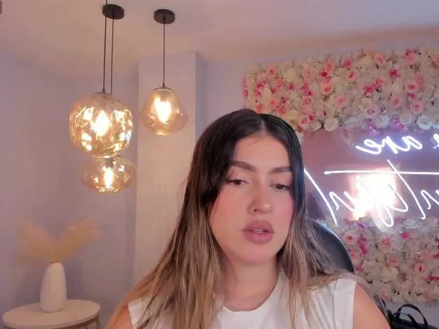 PaulinaSantos1 — Big dicks, and big tips.
Good people.
Gifts
Erotic dance
