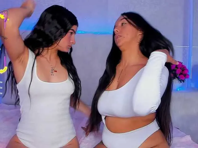 Playwithus71 —  Irresistible Duo:
...