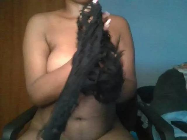 queen-joy123 on BongaCams 