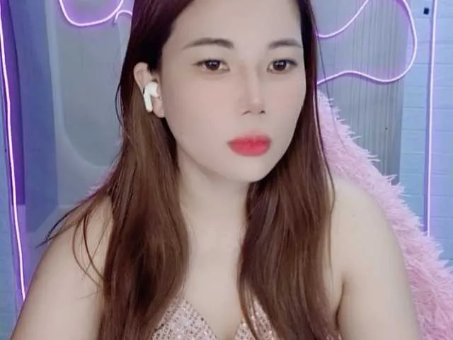 Queendy on BongaCams 