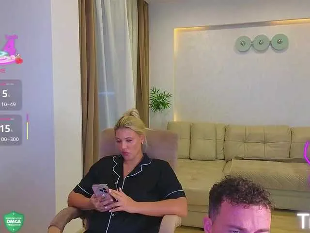 RabbitsCouple on BongaCams 