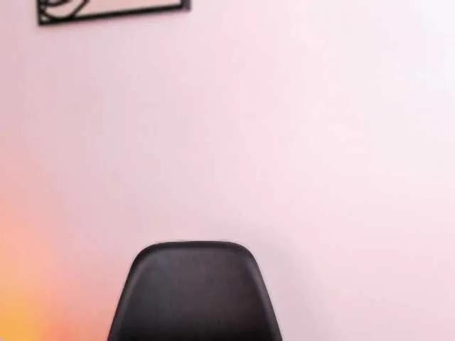 salem-sp — Touch me slowly ... knowing that you are looking at me. Nalguear and whip my ass until it gets red. The soft caresses that become intense. The slapping that awaken my wildest side feel desired, dominated ... or dominate you