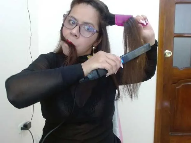 SaraBrandon on BongaCams 