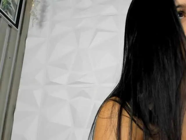 sarahcox on BongaCams 