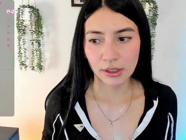 SaraOrtiz- on BongaCams 