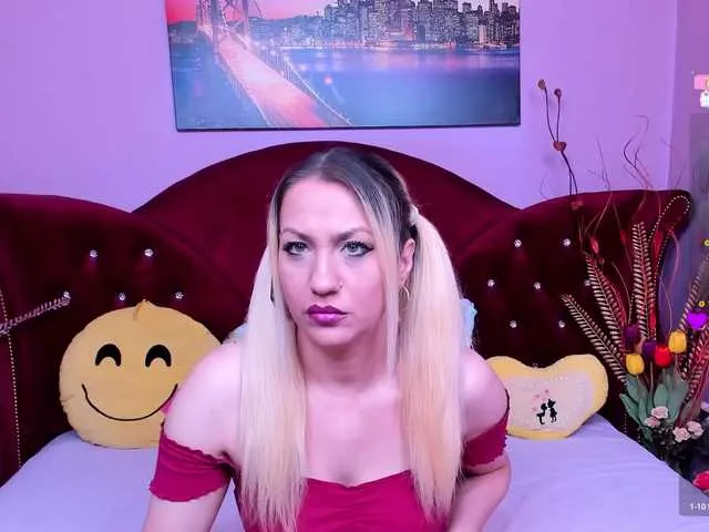 Sensualass77 on BongaCams 