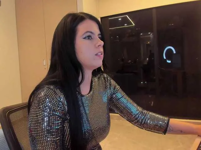 ShanellMoore — The sweet or dirty compliments, that make my pussy vibrate and make me wet