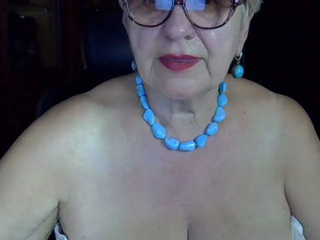 SweetCherry00 on BongaCams 