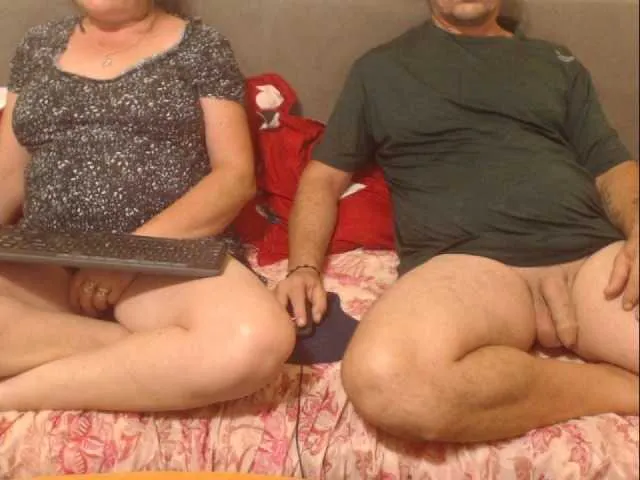 sweetcouplesw on BongaCams 