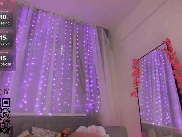 VikkiVibe on BongaCams 