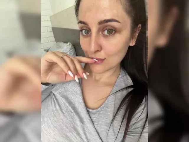 Offline Viksi66 on BongaCams