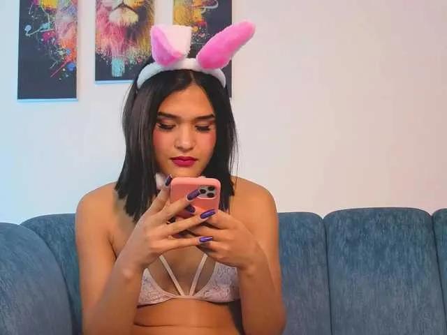 Offline VioletJhonson on BongaCams