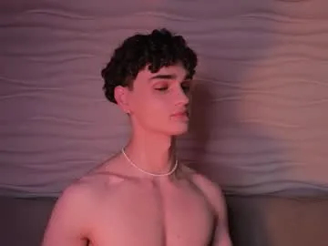 adam_21cm on Chaturbate 
