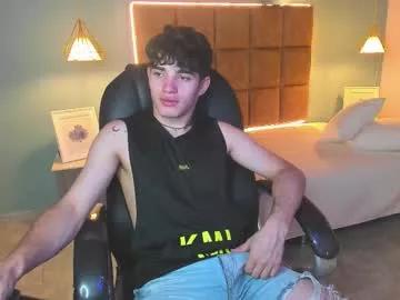Freechat alejootwink on Chaturbate