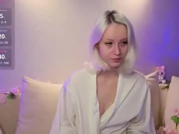 anadeya — i love vibes and chat #blonde  #natural #bigass #feet #smallboobs