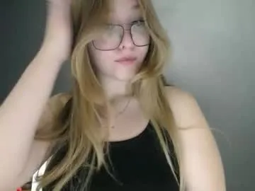 cute_minx — Show boobs  #nonude #tease #bigboobs #daddy #bigass [121 tokens remaining]