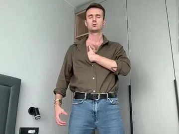 cute_skywalker — ClassicTicket: Show in progress.  CUM SHOW -- only for the chosen. Tip 49 tokens to get your ticket.  Type /cmds to see all commands.