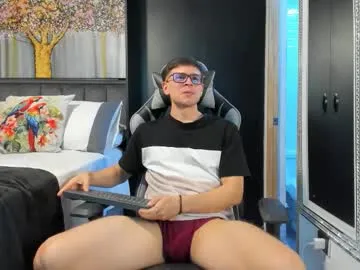 derek_hussain on Chaturbate 