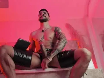 dickgriffith — GOAL: Show close-up & spit  [89 tokens remaining] Master is live... come beg for my attention  #straight #muscle #latino #lovense #bigcock