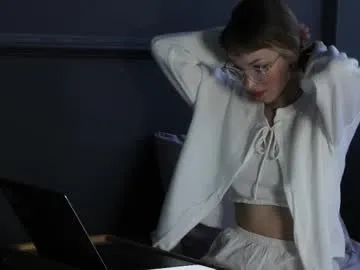 eleonora_linn_ on Chaturbate 