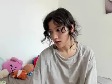 eli_dl — GOAL: let's try to put someoil in my tits [390 tokens remaining] yummy! #puffynipples #shy #squirt #petite #teen