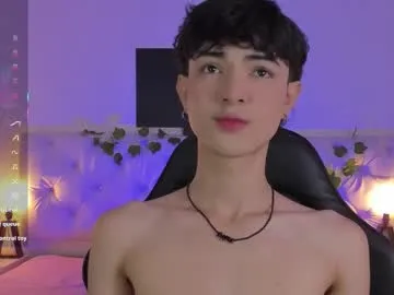 elliot_younng — GOAL: RUB MY ASS [223 tokens remaining] BEAUTIFUL YOUNG HERE!! #lovense #femboy #skinny #sissy #twink