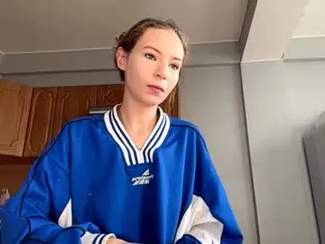 geneviveseay on Chaturbate 