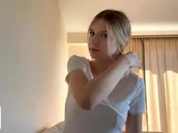 georgietiogangco —     +        5% i'm chloe ^^ (ticket show day!) #new #shy #petite #teen #18