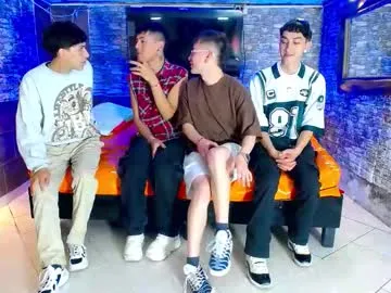 goldenjoi — GOAL: cum show [4000 tokens remaining] Welcome to my room! #18 #twink #saliva #lovense #anal #lush
