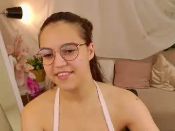 grace_gray — Hi! I am Grace #new model here. I am #18 yo, very #shy and have a #curvy body! #latina Goal: jum Jump Sexy girl: 20 [23 tokens remaining]