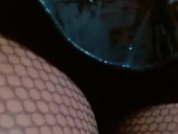 hoot_emily — OIL SHOW [44 tokens left] FILL MY BEAUTIFUL ASS WITH YOUR CUM AND BATHE ME IN OIL!! //TRY YOUR LUCK ON MY WHEEL OF FORTUNE #natural #bigboobs #deepthroat #ebony #latina