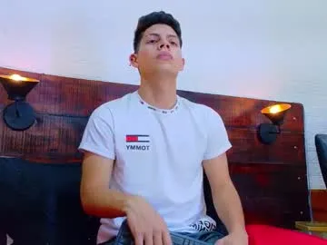 jhosuavega — : take off your shorts [240 tokens remaining] Welcome to my room! #18 #bigcock #tattoo #muscle #new [5 tokens remaining]