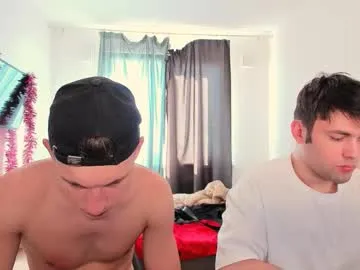kevin_hornyyy — Goal 1 : hi there (100 tokens remaining)   #feet #cum #uncut #young #smoke