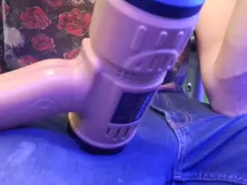 kinkydirtydaddy on Chaturbate 