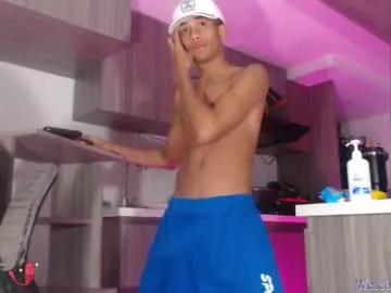 Freechat koljei_ on Chaturbate