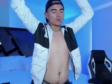 liamdeep_ — SHOW DICK HARD + MASTURBATE X 2 MIN #Muscle #cum #nipples #feets #ass [120 tokens remaining]