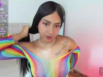 lunnasweet1 on Chaturbate 