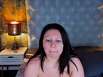 lydiareese — My first day ! Whats up guys ? #bbw #brunette #bigass #bigboobs #new