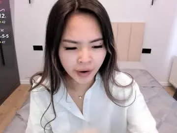 maakimita — Hello guys, I'm having little internet issue but doing my best ! Hope everyone having fun! Next goal is ~ Bra Off ~ #asian #18 #lovense #new #shy [414 tokens remaining]