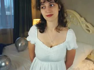 monalouise — #new an artist #18 This is my Birthday ! Thumbs up please guys,i dream about 100 Goal: l think we need to do handbra #natural #young #bigboobs [0 tokens remaining]
