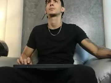 oliverbennet — GOAL: MAKE ME HARD [79 tokens remaining] FEELING KINKY I WOULD LOVE TO GET A BIT WILD AND YOU? #bigcock #cum #oil #straight #shaved