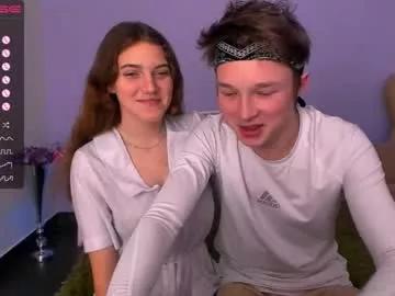 Freechat ollistiw on Chaturbate